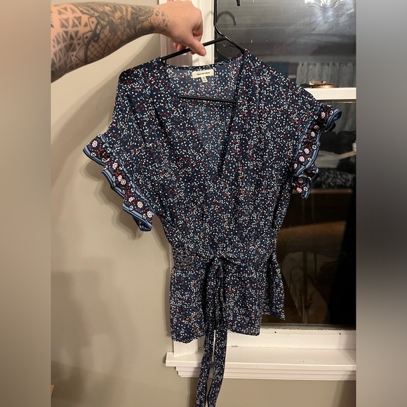 Mac Studio blouse - Picture 1 of 4